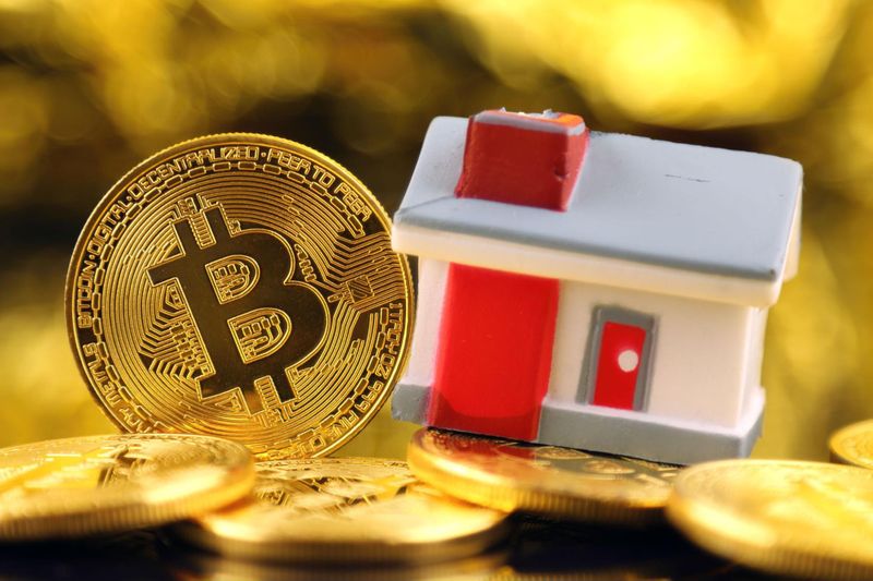 Real estate transactions with Bitcoin