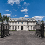 luxury homes for sale in mississauga