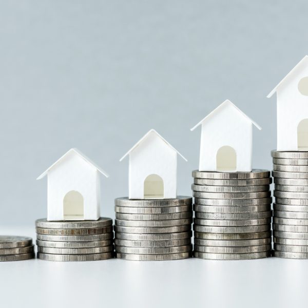 buying vs renting a house